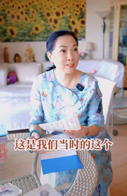 沈丹萍豪宅內秀恩愛！洋老公滿頭白髮，生活優渥曾用過50個保姆