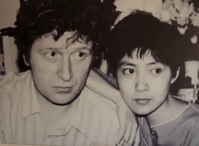 沈丹萍豪宅內秀恩愛!洋老公滿頭白髮,生活優渥曾用過50個保姆
