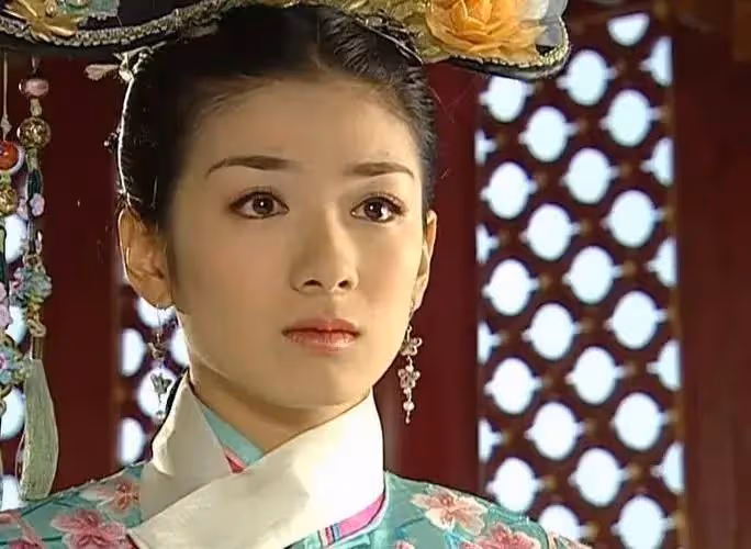 不尷尬嗎？《夏花》45歲黃奕演46言承旭丈母娘，偶像劇放過觀眾吧