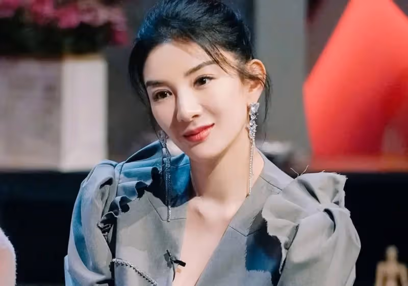 不尷尬嗎?《夏花》45歲黃奕演46言承旭丈母娘,偶像劇放過觀眾吧