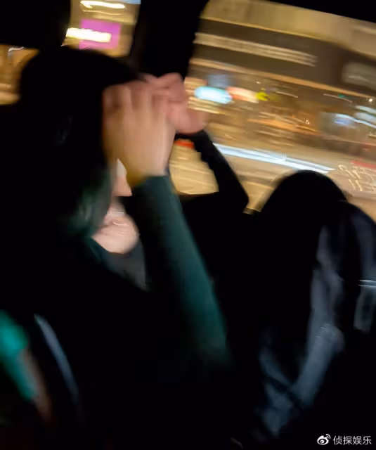曹格女兒曬近照,12歲Grace著露腰裝造型超酷,穿衣打扮好成熟