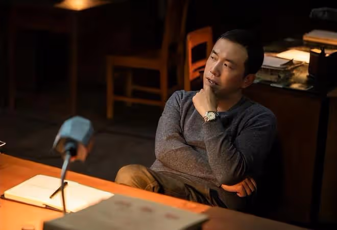 搭檔范偉演東北懸疑喜劇，《滿江紅》打更兵「丁三旺」來頭不小