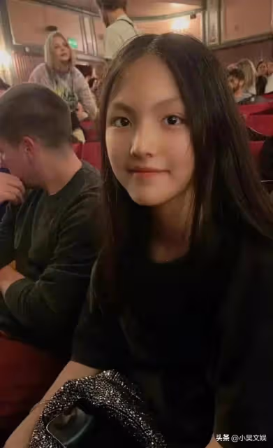 王詩齡,瘦成了谷愛凌!這高挑的歐美范兒眉毛,腿又直又瘦又長!