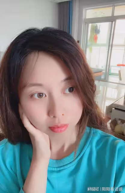 田靜爸爸曬完孫子曬老婆,不斷試水,田靜人品備受質疑