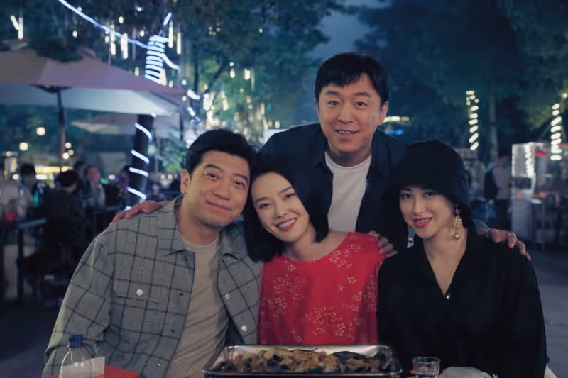 《打開生活》看到大結局才發現:餘光的一生是個悲劇,邊亮很虛偽