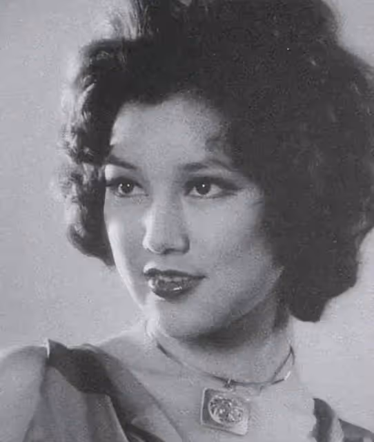 她被李小龍領進圈,多次榮獲金馬金像影后,忍花心丈夫,被整容害慘