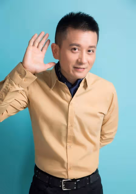 著名演員姬晨牧：曾是紅極一時的童星，他像父母一樣敬畏婚姻