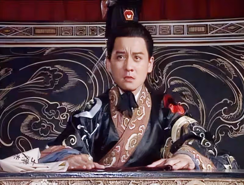 著名演員姬晨牧：曾是紅極一時的童星，他像父母一樣敬畏婚姻