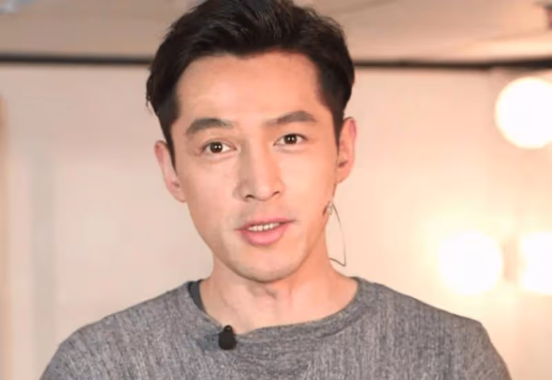 胡歌終於找到真愛,表情洋溢喜悅,粉絲:把他交給你才是最放心!