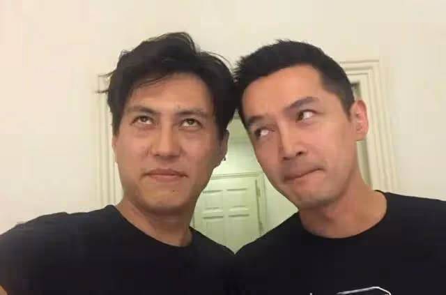 胡歌終於找到真愛,表情洋溢喜悅,粉絲:把他交給你才是最放心!