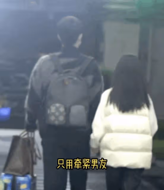 秦牛正威孔語浩踩點1314官宣戀情,曬寫真如拍偶像劇,曾一起牽手回家