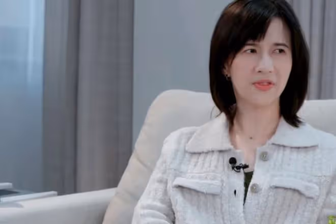 papi醬節目中談育兒惹爭議,曾多次發表爭議言論,婚姻觀飽受質疑