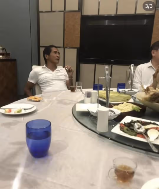 63歲齊秦現身雲南，眼窩深陷皮膚黝黑老到認不出，準備在當地養老