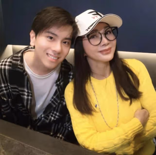 張晨光與億萬富婆藍心湄聚會！帥氣兒子罕露面，與老爸如複製粘貼