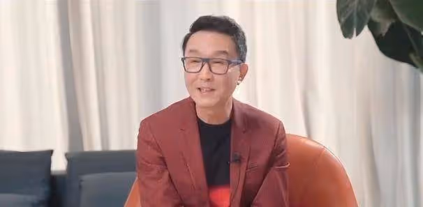 吳剛回應整容風波,否認割雙眼皮動臉,拍《狂飆》生病仍堅持工作