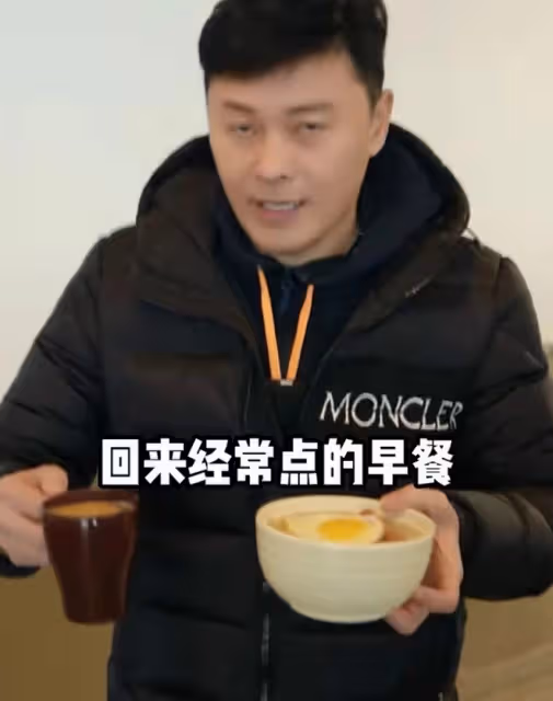 TVB食堂曝光!面加飲料賣27元,男星曹永廉嫌味道太淡狂加辣椒醬