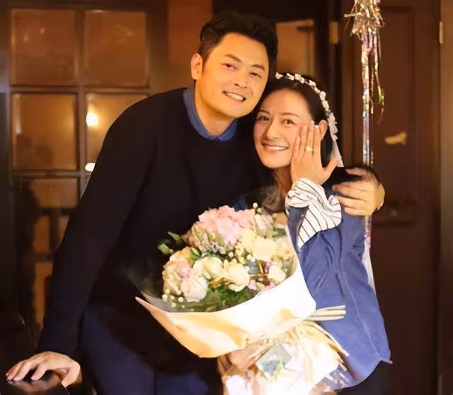 來之不易!港女星結婚4年終造人成功,初期見紅令夫妻變緊張大師