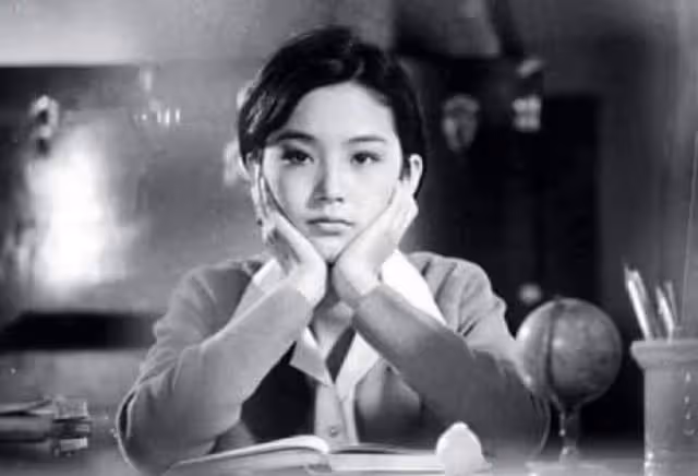 84歲瓊瑤容顏不老!皮膚白嫩紅潤疑做醫美,同框不輸小16歲林青霞