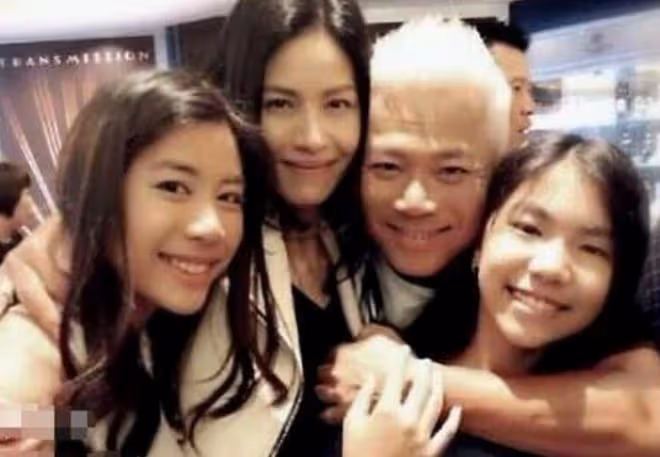 巫啟賢60歲大壽眾星雲集!模特妻子罕露面身材好,22歲女兒太像爸
