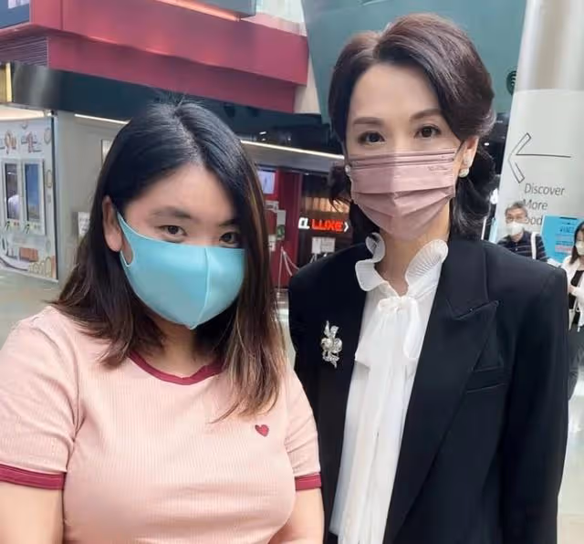 自信！知名女星愛女無懼吐槽自認甜美可愛，曾曝身高159體重176磅