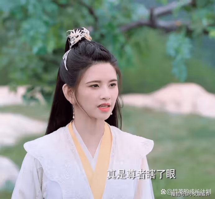 《重紫》重紫根本不知道洛音凡為何會收她為徒,原因太心寒