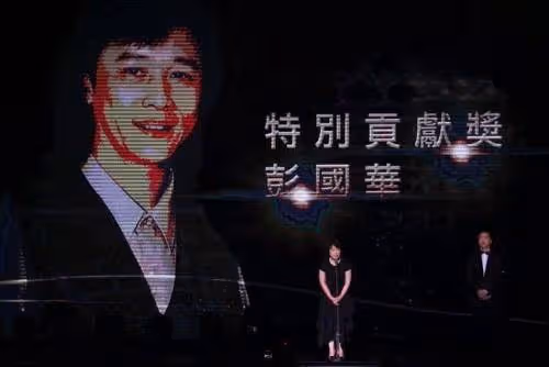 鄭智化王傑疼愛的小弟,飛碟老闆更把他當自己孩子一樣捧