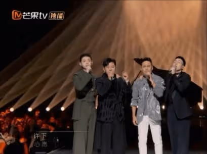 再怎麼裝成「哥倆好」的樣子,胡海泉與黃征也回不到從前了