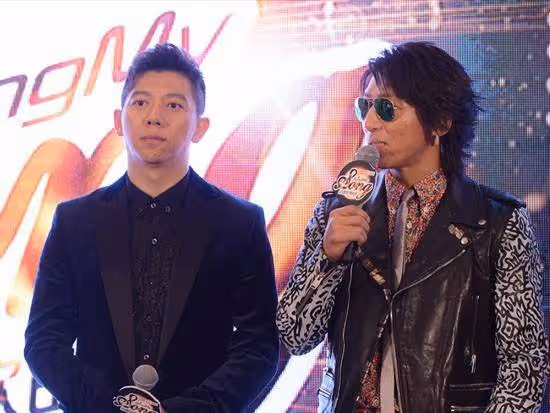 再怎麼裝成「哥倆好」的樣子，胡海泉與黃征也回不到從前了
