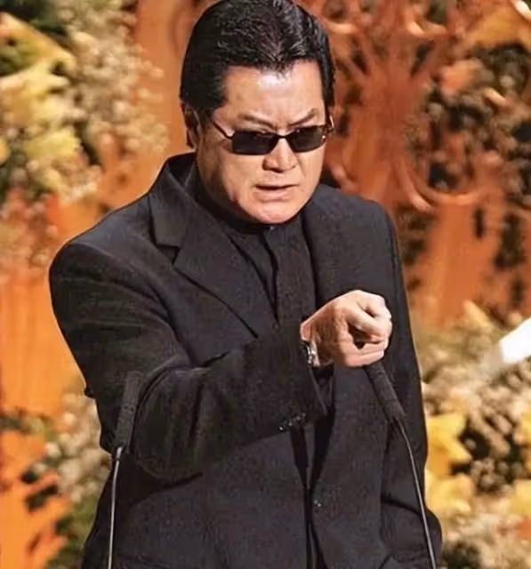 鄧光榮:怒懟劉鑾雄,與霍英東平起平坐,死後卻因女人跌落神壇?