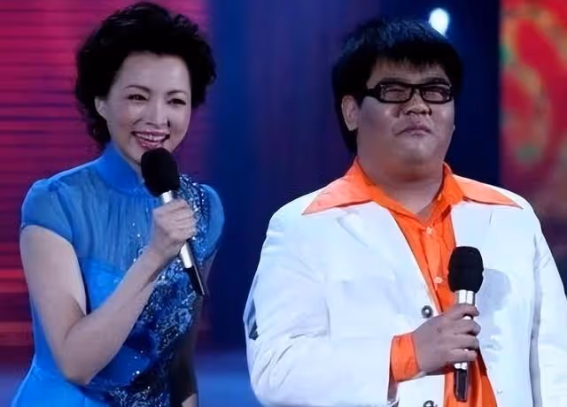 不是每個人都適合出名,不可一世的盲人歌手楊光,也走到了今天
