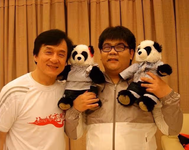 不是每個人都適合出名,不可一世的盲人歌手楊光,也走到了今天
