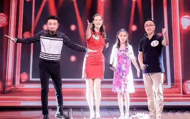 俄羅斯超模嫁給大11歲東北大叔,生混血娃變成中國辣媽