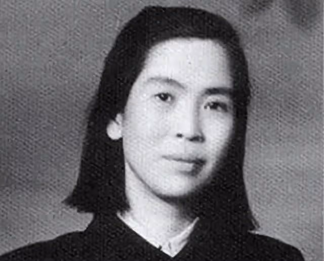 76年毛主席拉著李敏的手:嬌嬌你怎麼才來看我。為何李敏不常來?