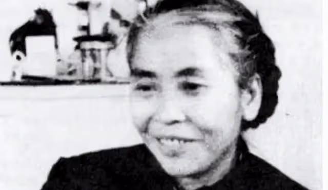 76年毛主席拉著李敏的手:嬌嬌你怎麼才來看我。為何李敏不常來?