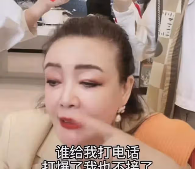張蘭與董明珠會面，團隊直播被拒，連晚宴也被禁止參加