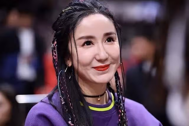 4位女明星整容失敗？楊紫像發麵饅頭，趙麗穎臉僵說話不自然