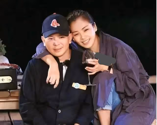 王麗坤老公被曝詐騙，董卿老公陷資本局，那些被假富豪坑的女明星