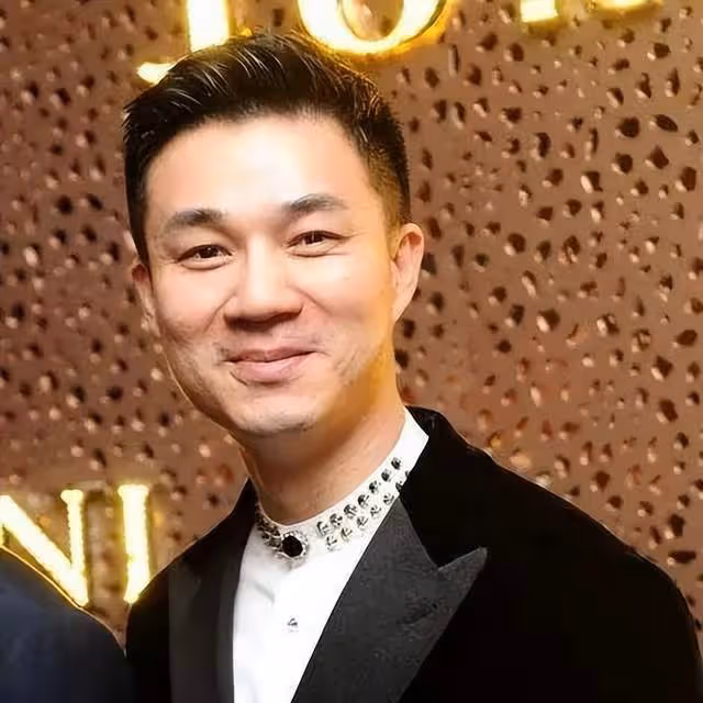 王麗坤老公被曝詐騙，董卿老公陷資本局，那些被假富豪坑的女明星