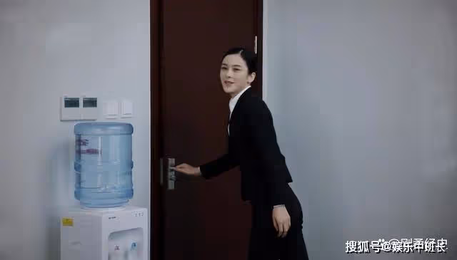 《風雨送春歸》麥滿倉的所作所為不但低級,還有點明目張膽