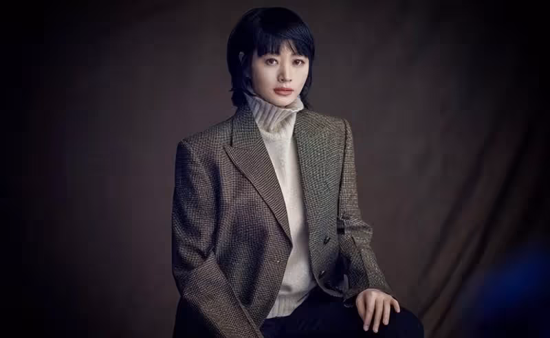無名跑龍套時,圈內知名女前輩和自己打招呼,高昌錫稱對她很感激