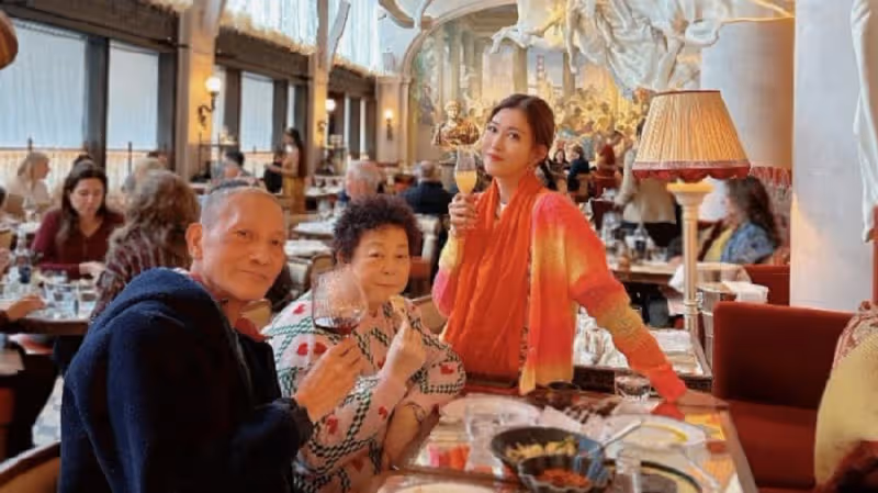 李彩樺歐洲之旅頻遇小偷，自曝新衣服瞬間失竊，父親的藥袋也被偷