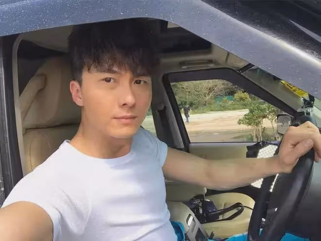 41歲陳自瑤香港被偶遇!個子矮小長相普通,被嘲:網紅都比她好看