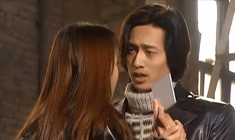 老戲骨公磊:一生未婚無兒無女,他的故事遠比你想像的更「精彩」