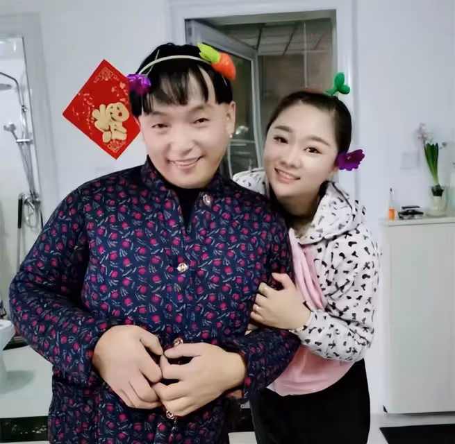 趙本山72號徒弟二婚閃離,小11歲妻子訴苦衷,7個月寶寶還未斷奶