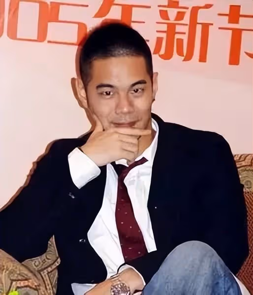 《放羊的星星》女主復出,變流水網紅臉,帶老公孩子參加親子綜藝
