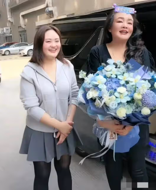 張蘭:董明珠未同意合體帶貨,是格力一大損失,疑似背後有人搞怪