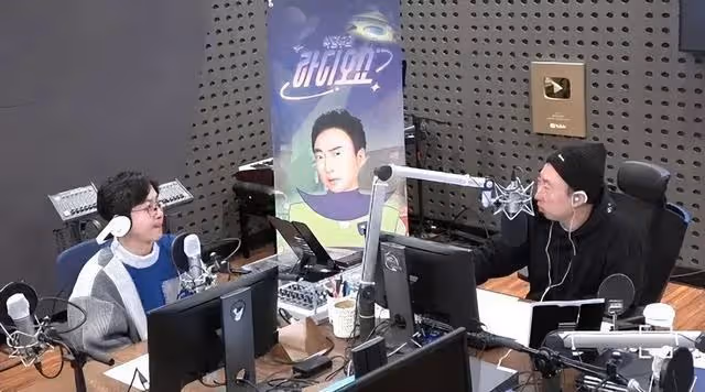 在SM的內鬥中,旗下藝人們表達了自己的感受