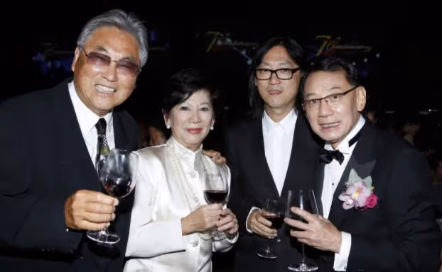 83歲凌波與85歲金漢罕露面,結婚57年恩愛如初,移民多年生活幸福