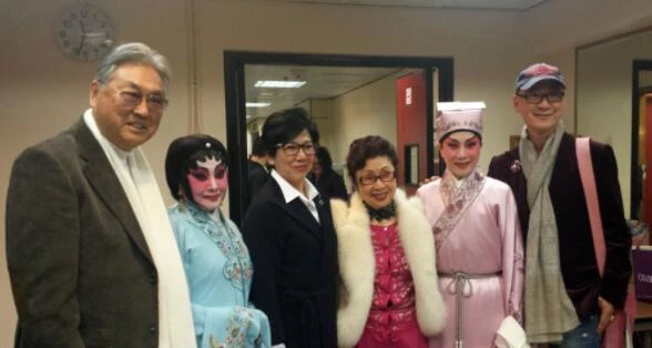 83歲凌波與85歲金漢罕露面,結婚57年恩愛如初,移民多年生活幸福