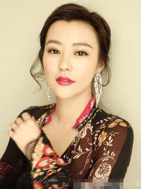 李立群再惹爭議!公開吐槽郝蕾演技差,否認鞏俐周迅等女星排前五